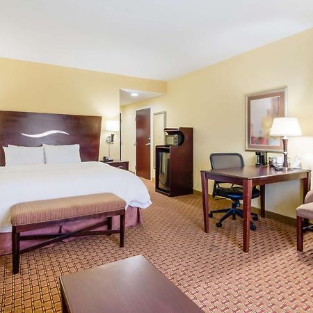 Hampton Inn Galax Экстерьер фото