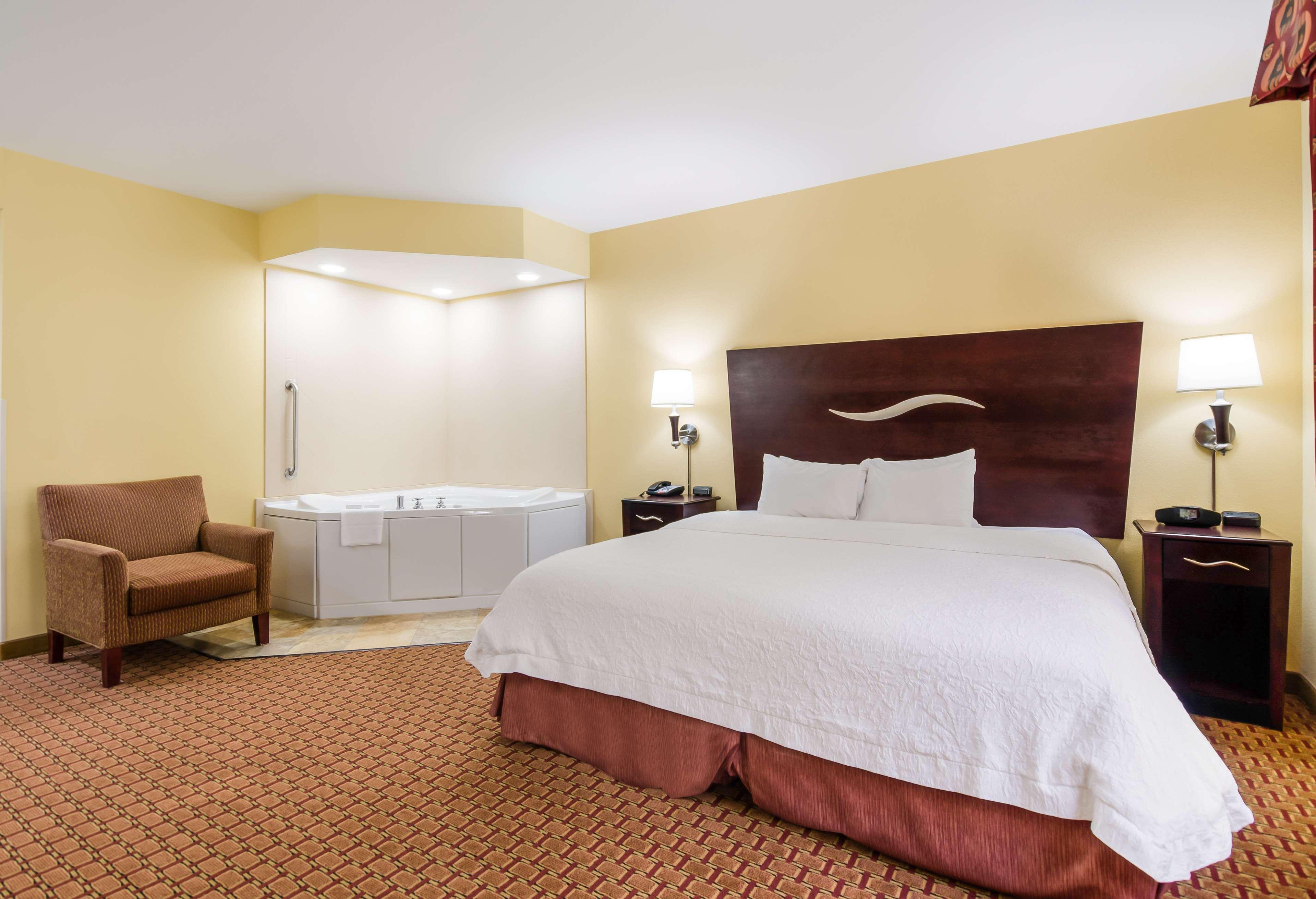 Hampton Inn Galax Экстерьер фото